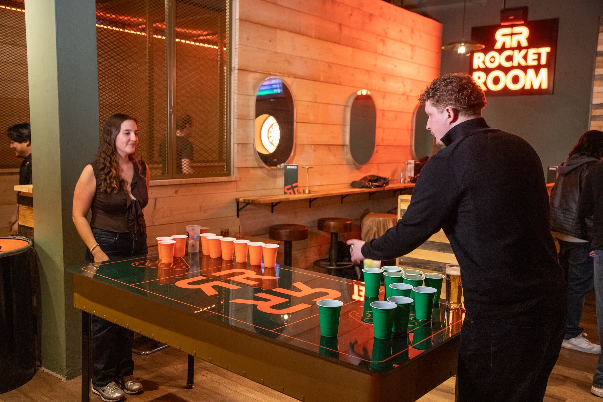 BEER PONG