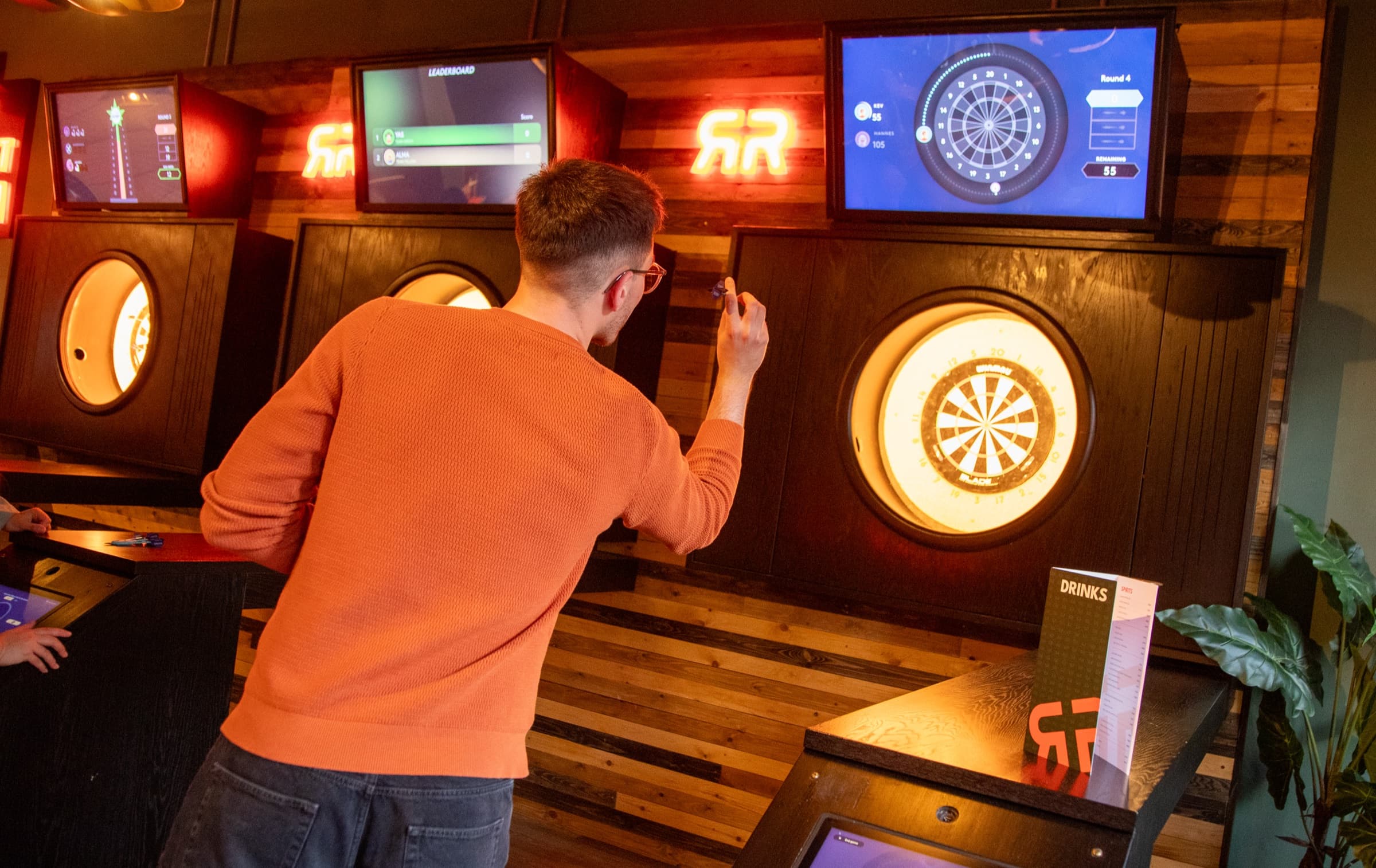 DARTS